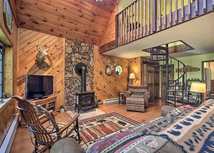 Lake Placid Chalet Deck And Forest Views!