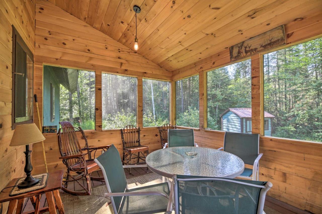 Placid Deck And Forest Views! *