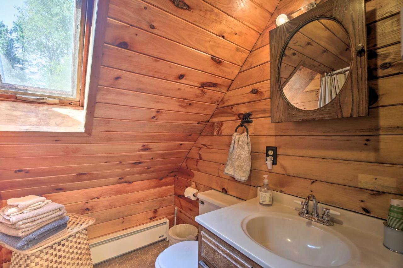 Placid Deck And Forest Views! Ferienhaus *
